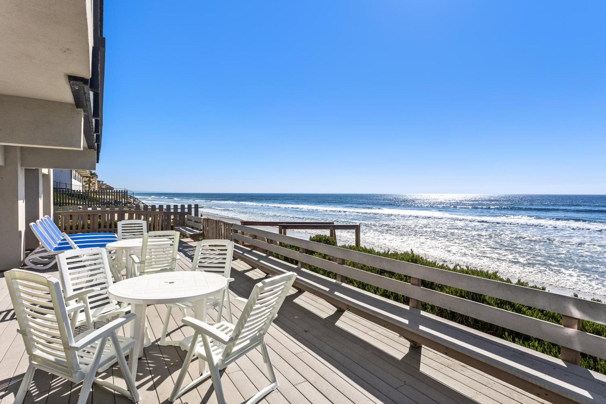 2Br Oceanfront Condo - Private Balcony - Spacious Oceanside Exterior photo